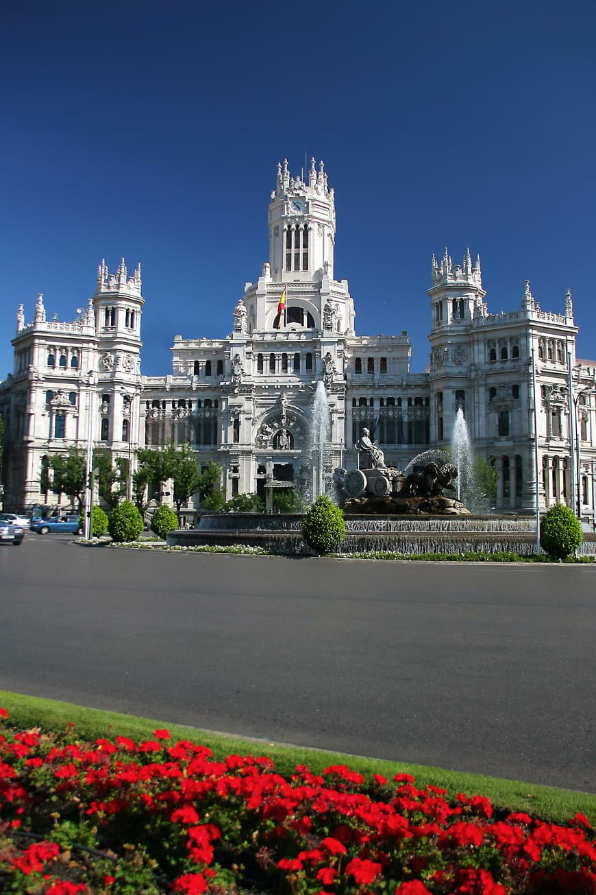 Place Plaza de Cibeles