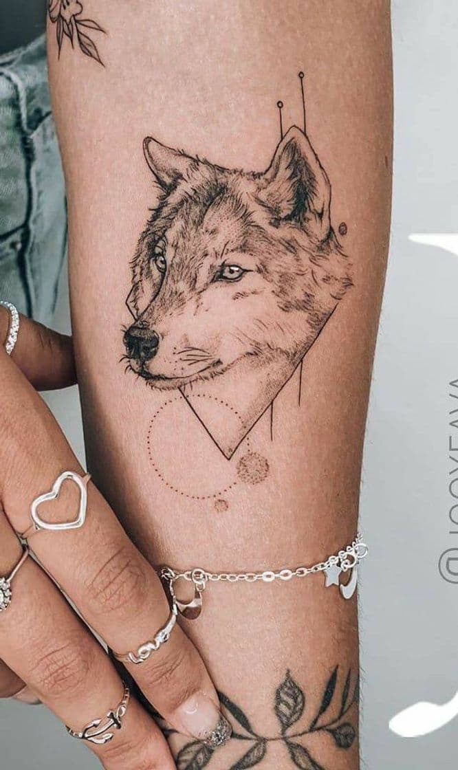 Moda Tattoo lobo 