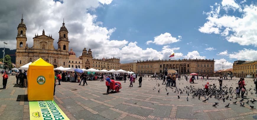 Place Plaza de Bolívar