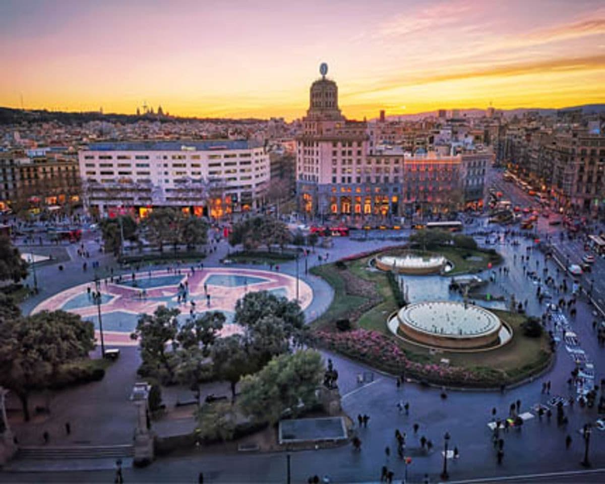 Place Plaça de Catalunya