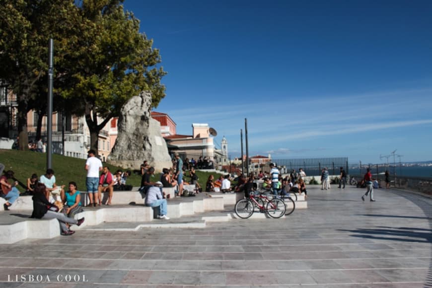 Place Miradouro de Santa Catarina