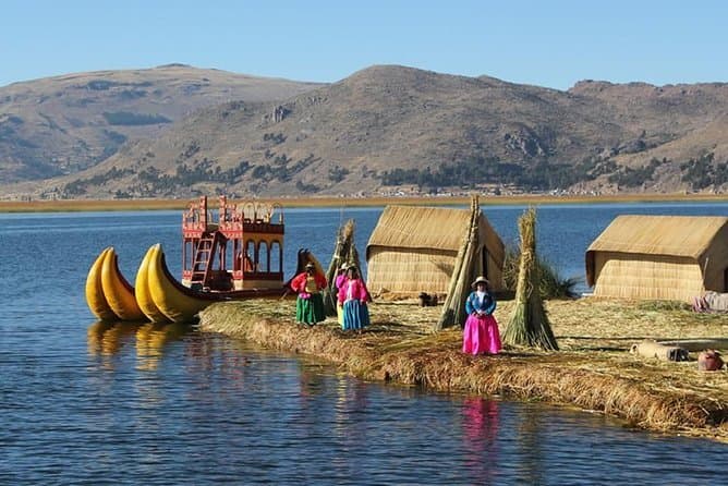 Lugar LAGO TITICACA - PUNO