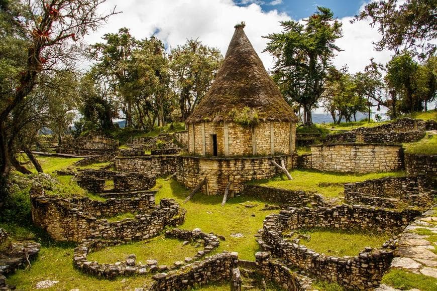 Lugar COMPLEJO ARQUEOLÓGICO DE KUELAP - AMAZONAS