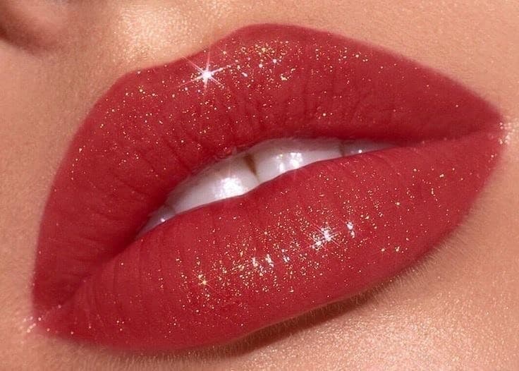 Fashion Red Lips 🍓