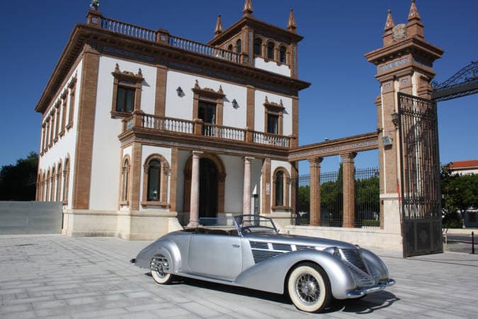 Lugar Museo Automovilístico y de la Moda