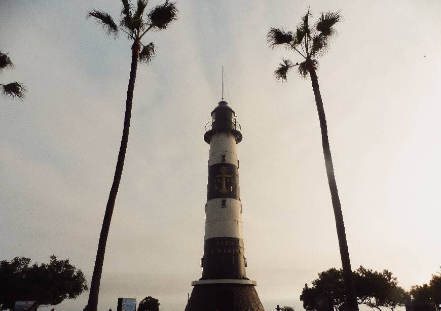 Place Malecón Cisneros