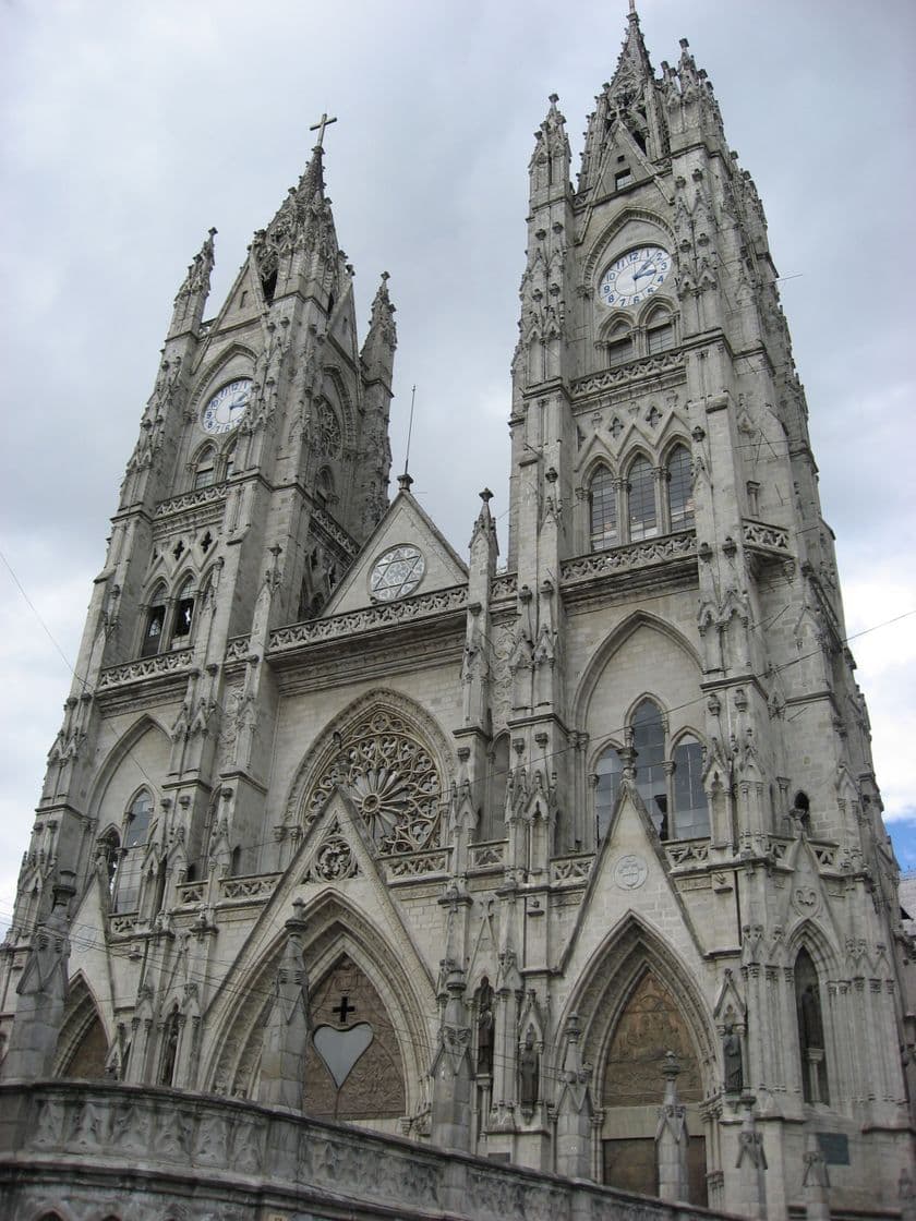 Lugar Basílica del Voto Nacional