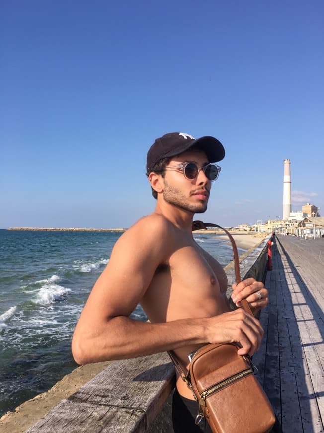 Moda Lucas Leal no Porto de Namal, em Tel Aviv - Israel