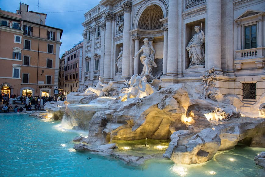 Lugar Fontana di Trevi