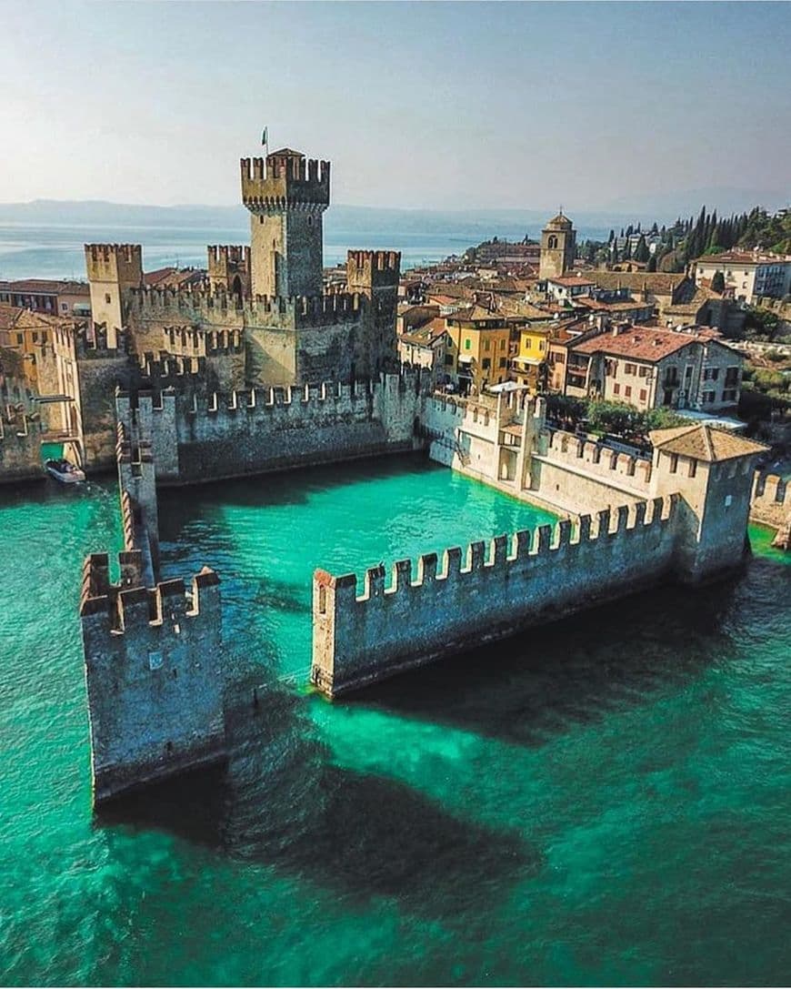 Place Sirmione