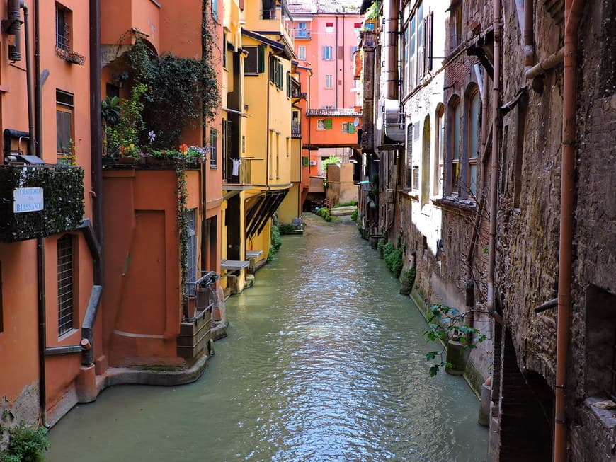 Place Canale di Reno