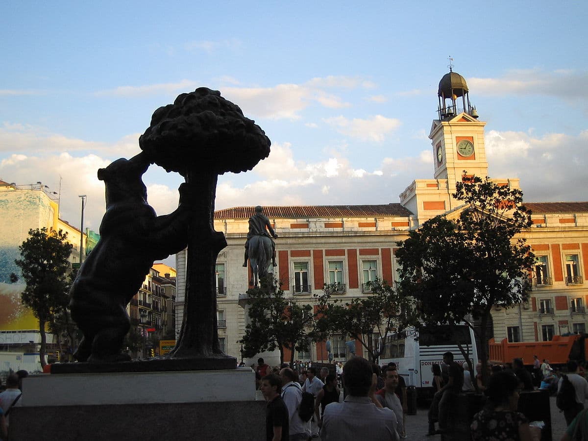 Moda Puerta del Sol - Wikipedia - Madrid