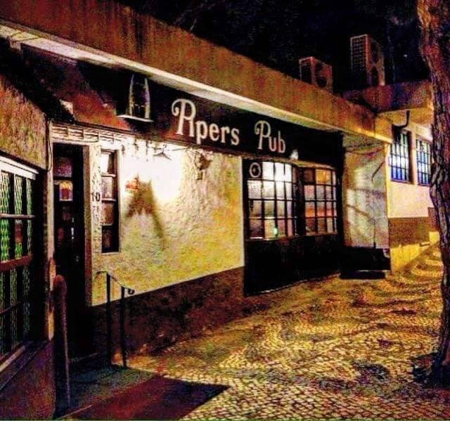 Restaurants Piper's Pub