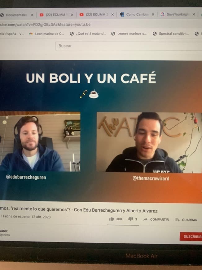 Película Un boli y un café Alberto alvarez Edu Barrecheguren