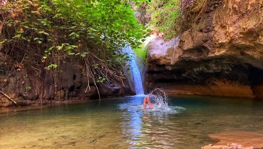 Moda The natural wonders of Lebanon : House of Wisdom