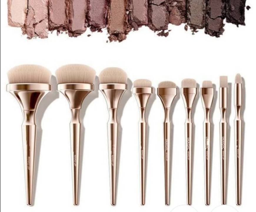 Producto MAKEUP BRUSH_ Luxury Golden