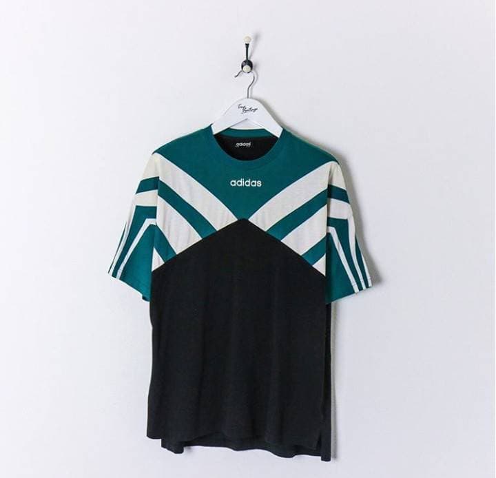 Producto ADIDAS T-SHIRT BLACK/WHITE/GREEN

