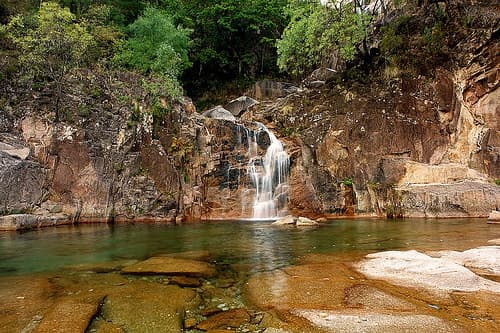 Place Cascata Fecha de Barjas (Tahiti)