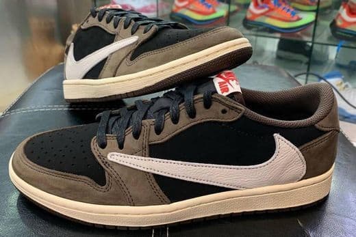 Product Jordan 1 Retro Low OG SP Travis Scott.