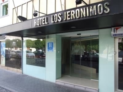 Lugar Hotel Los Jerónimos