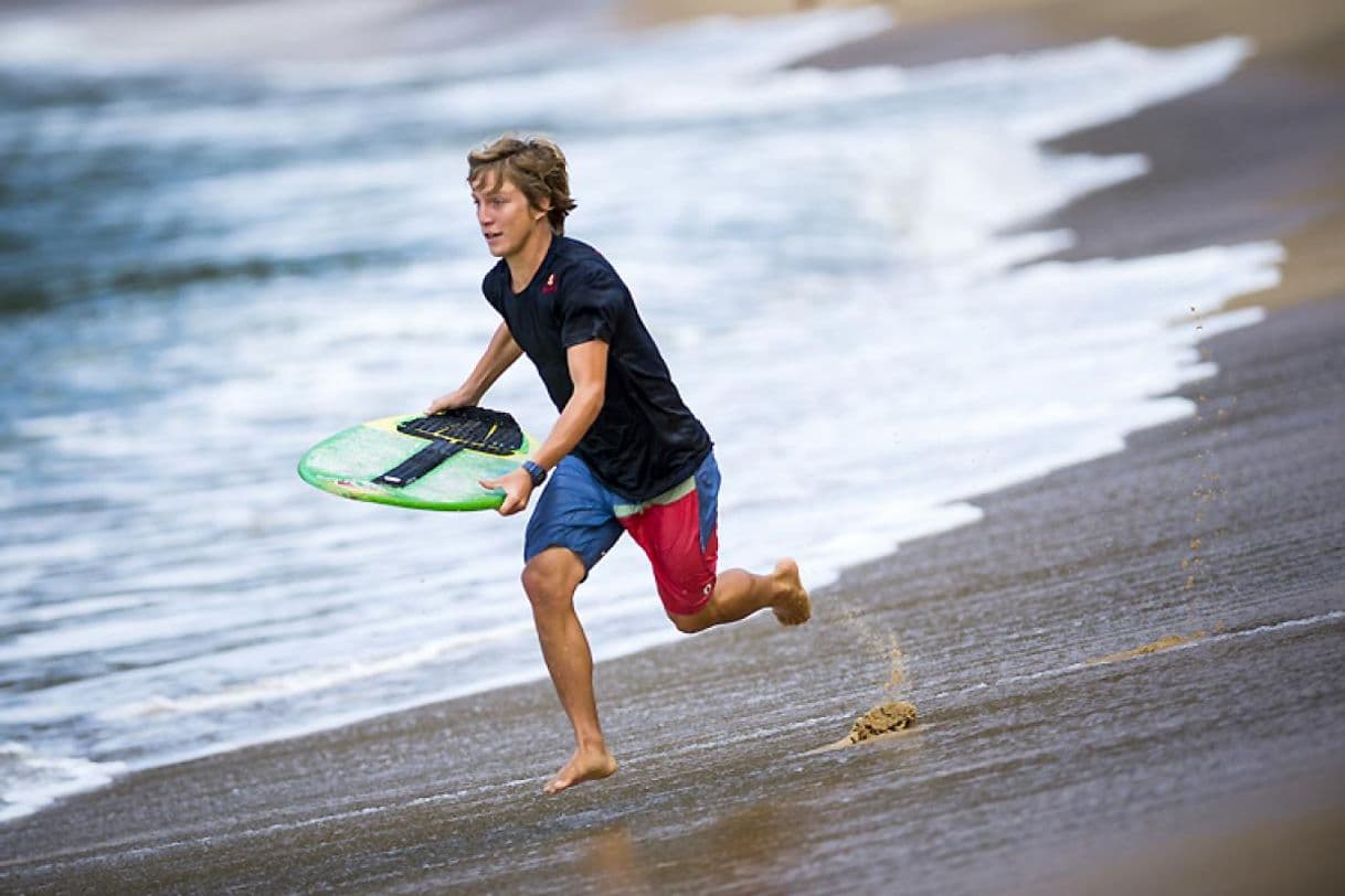 Fashion Skimboarding 