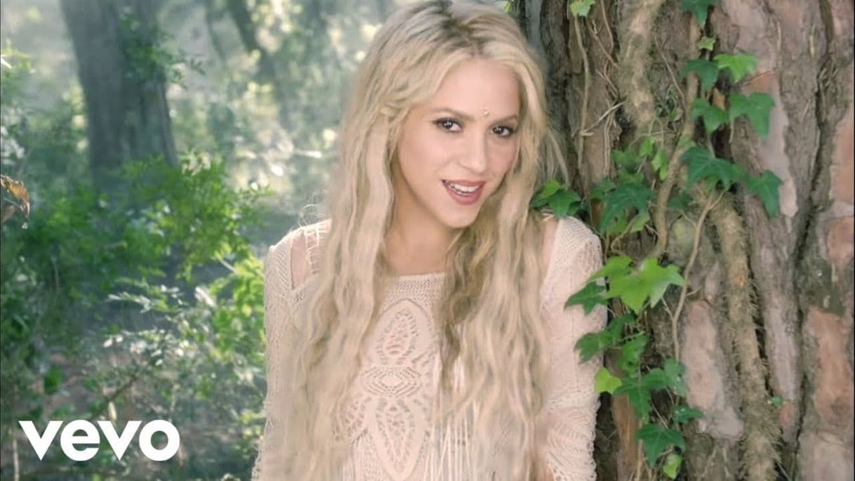 Fashion Shakira - Me Enamoré (Official Video) - YouTube