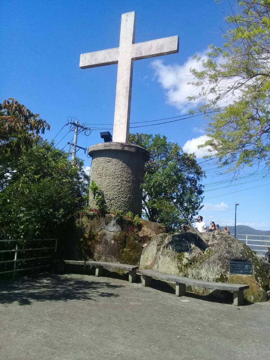 Place Morro da Cruz