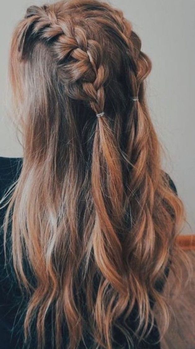 Fashion hairstyle 