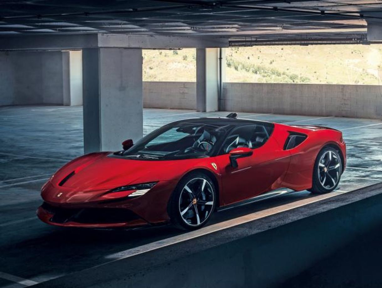 Moda Ferrari SF90 Stradale : environ 420 000 euros pour 1000 chevaux