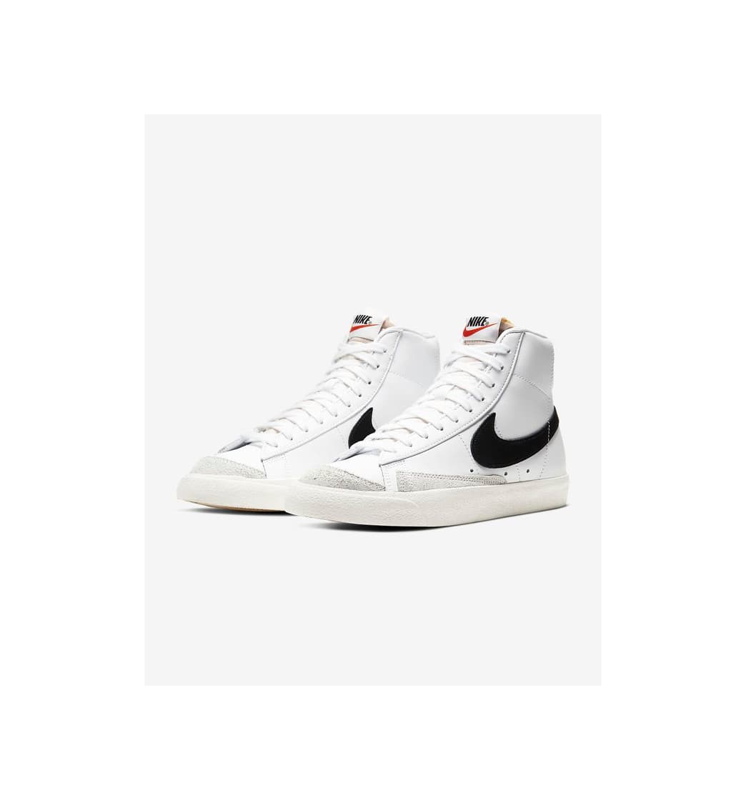 Moda Nike Blazer Mid '77 para mujer, Blanco