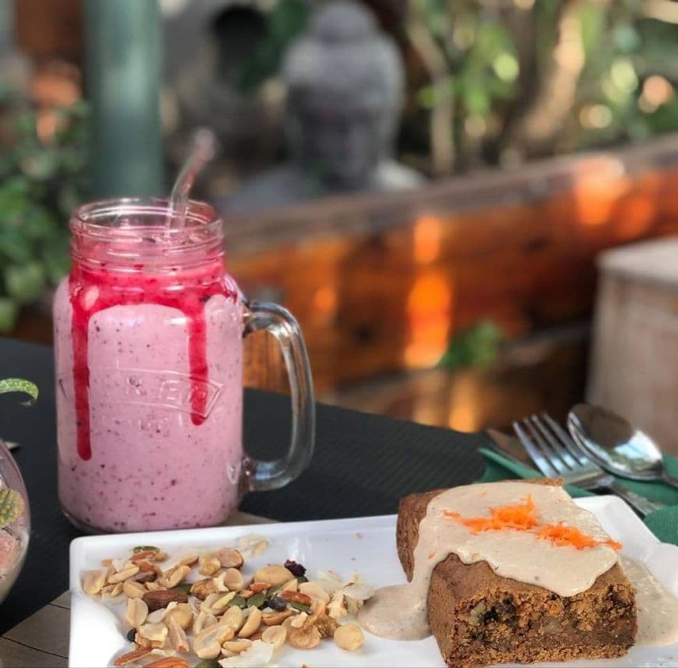 Restaurants Café Cajú - Bakery & Restaurant - 100% Plant Based - Vegan