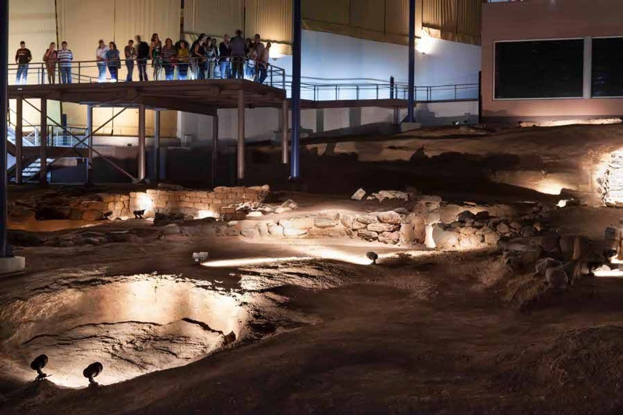 Place Museo y Parque Arqueológico Cueva Pintada