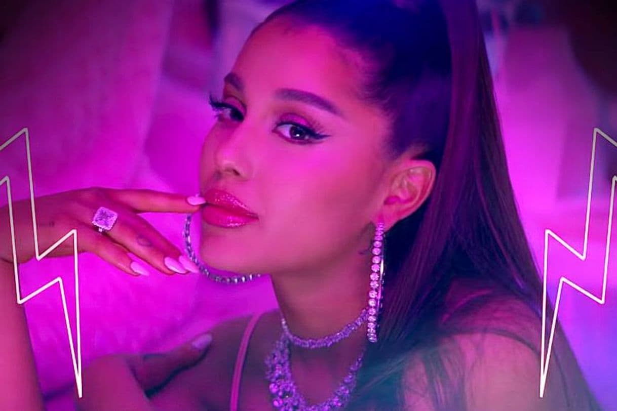 Canción 7 rings