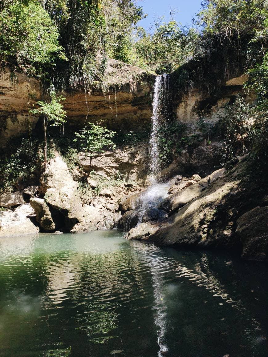 Lugar Gozalandia Falls, Official name Robles Waterfalls.