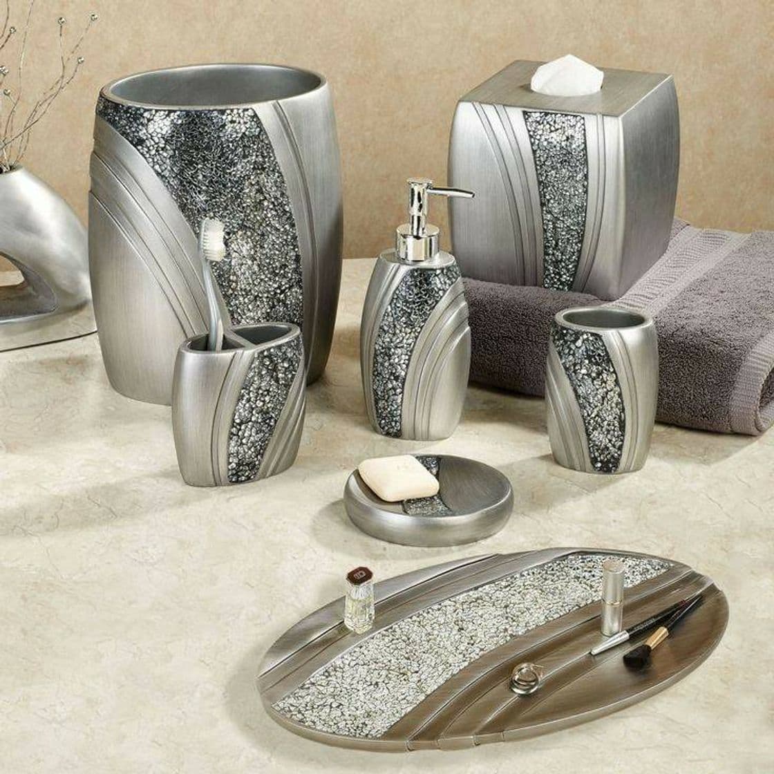 Moda Brilliance mosaic silver gray bath accessories