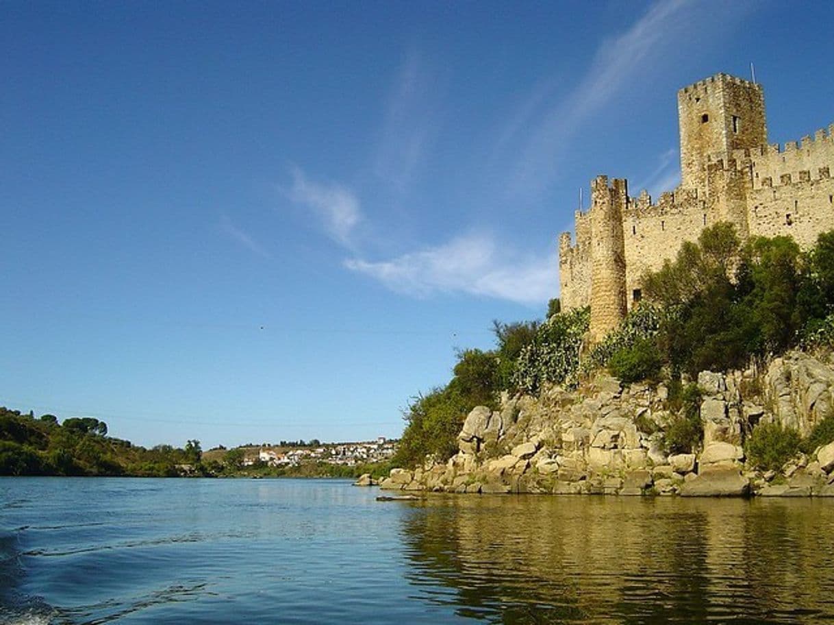 Place Castelo de Almourol