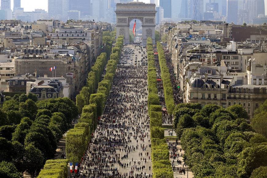 Lugar Avenida de los Campos Elíseos