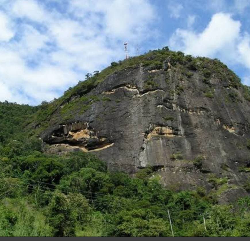 Lugar Pedra Itaúna