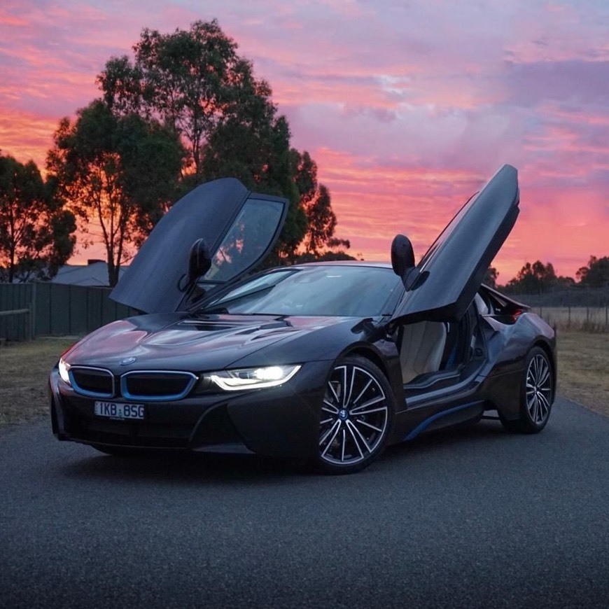 Moda BMW i8