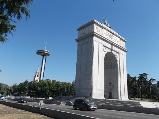 Lugar Moncloa