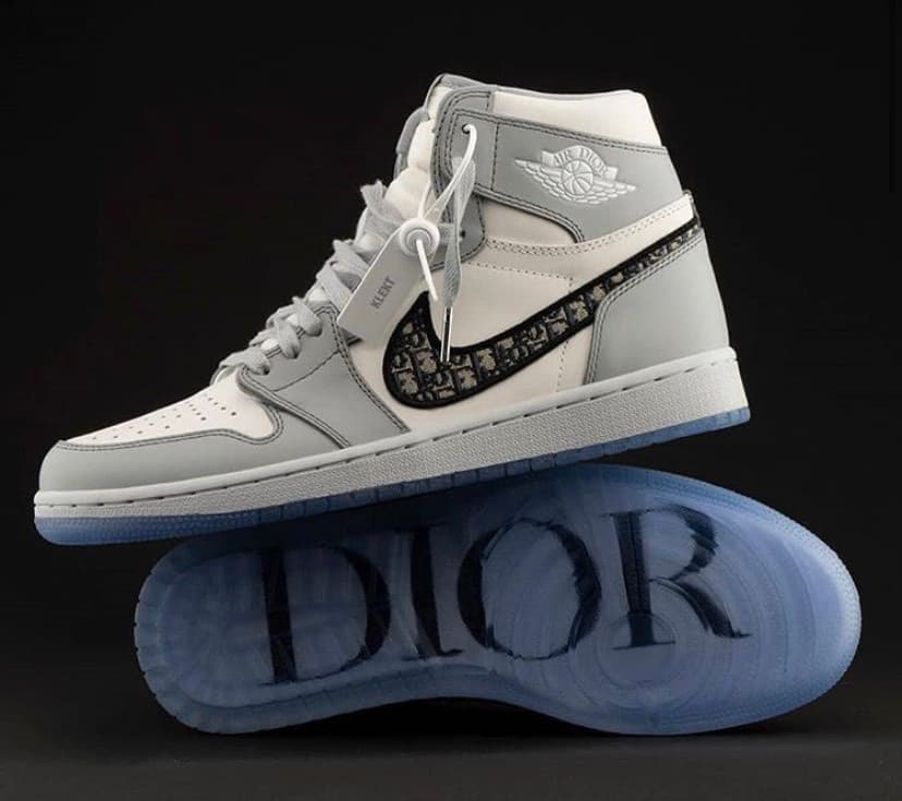 Product Dior X Air Jordan