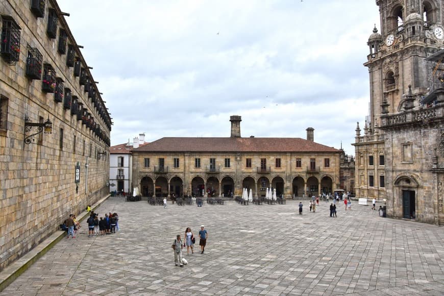 Place Praza da Quintana