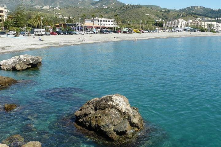 Lugar Playa De La Herradura