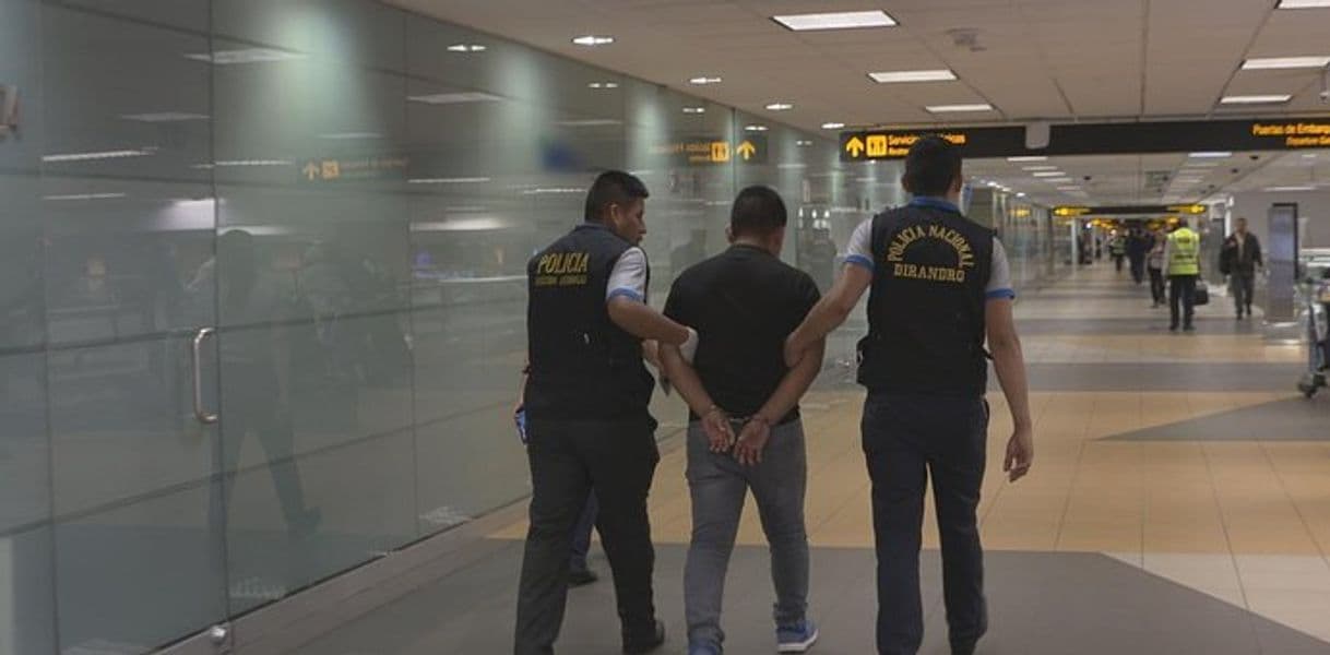 Moda Como apanhar um traficante no aeroporto