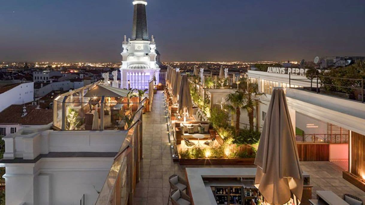 Lugar Radio Rooftop Bar Madrid