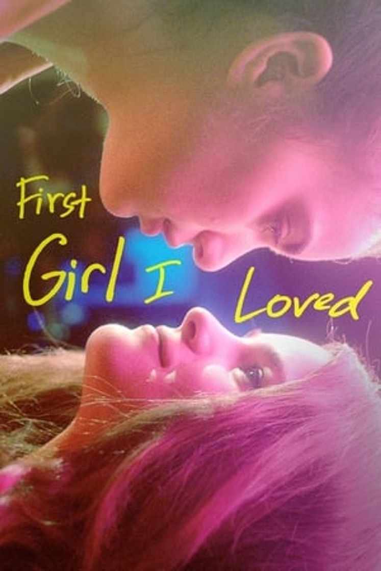 Película First Girl I Loved