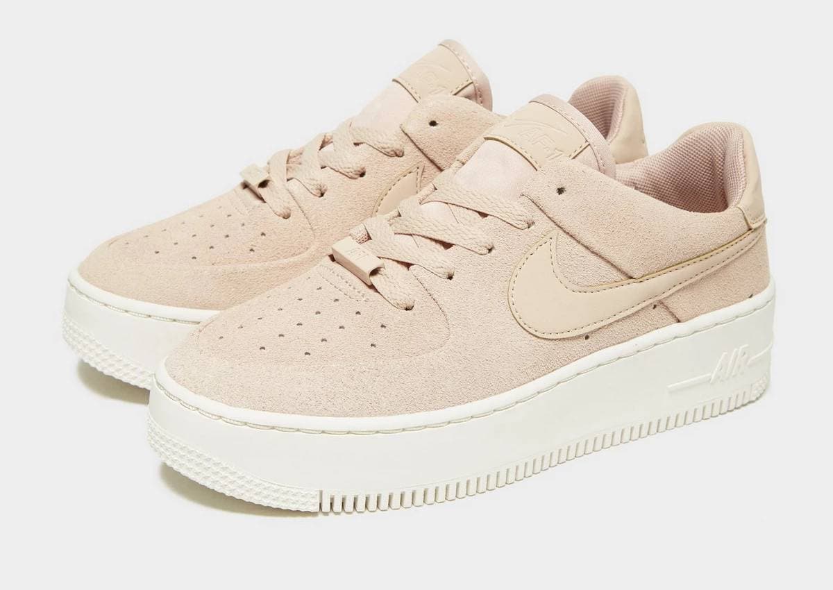 Product Nike Air Force 1 Sage Low para Mulher