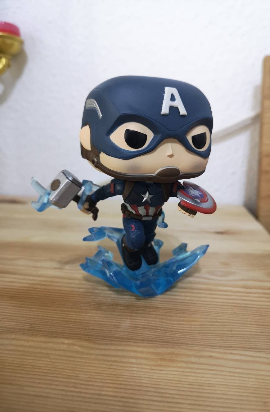 Fashion Funko Capitán América con escudo y martillo de Thor