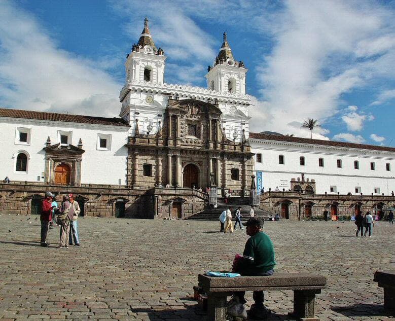 Place Iglesia de San Francisco