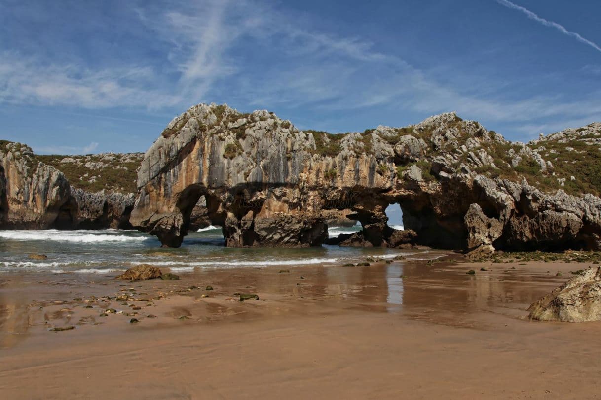 Place Cuevas del Mar